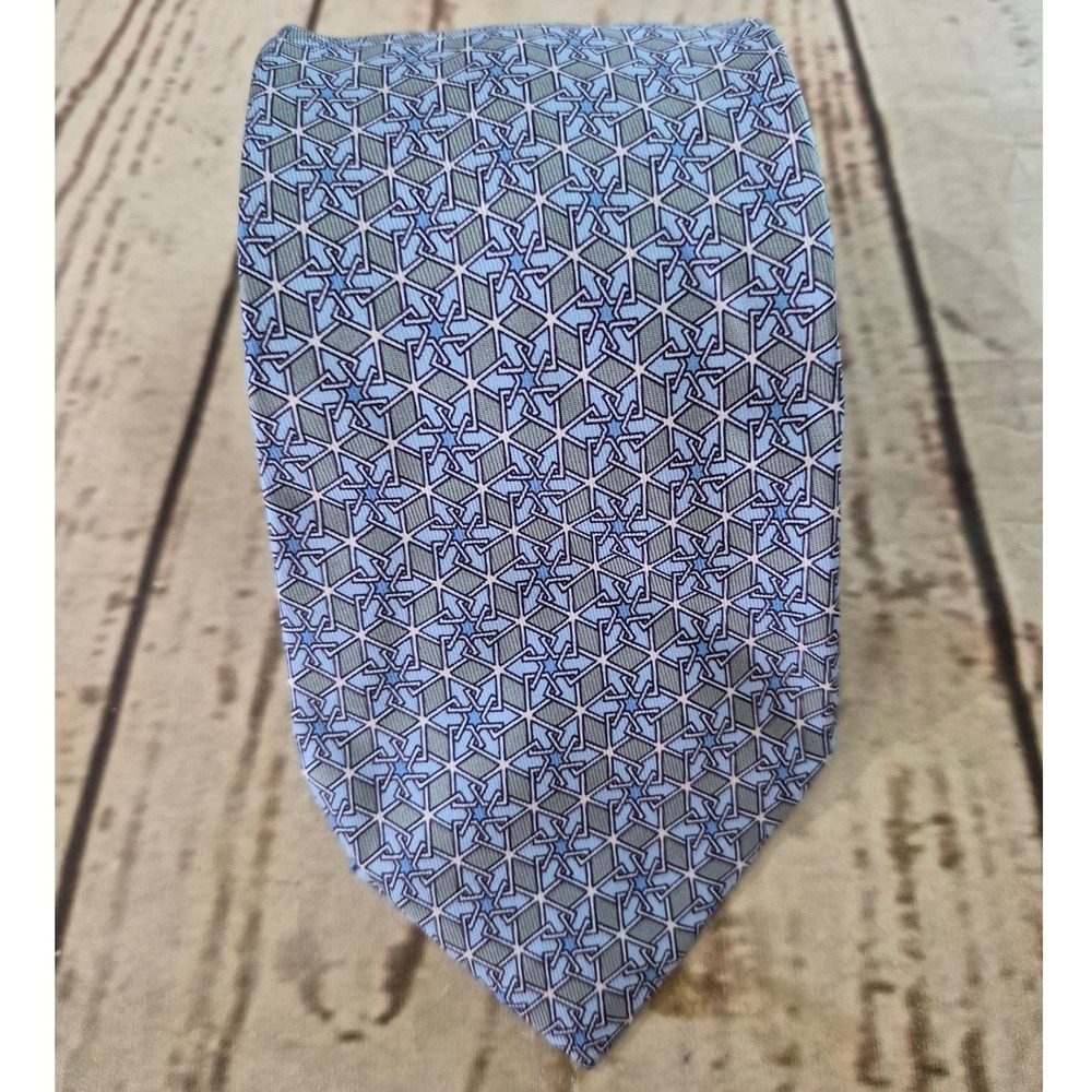 Hermes Paris Silk Tie Blue Grey Geometric Star Pattern 7883 MA Made in France
